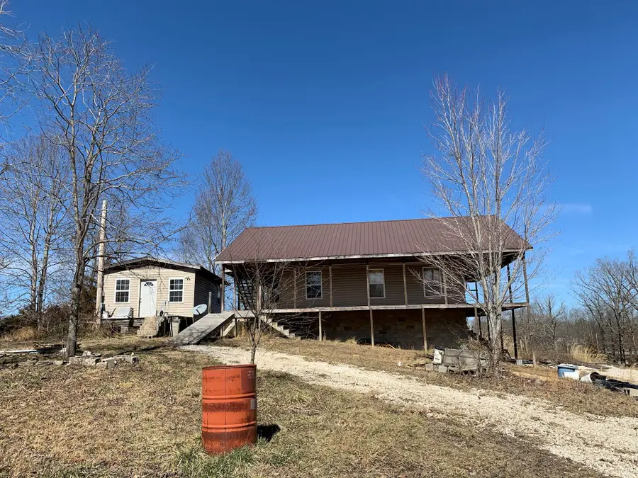 28 Hope Dr, Olive Hill, KY 41164 - #2