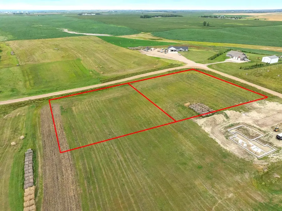 700 NE 83rd St., Minot, ND 58703 - #3