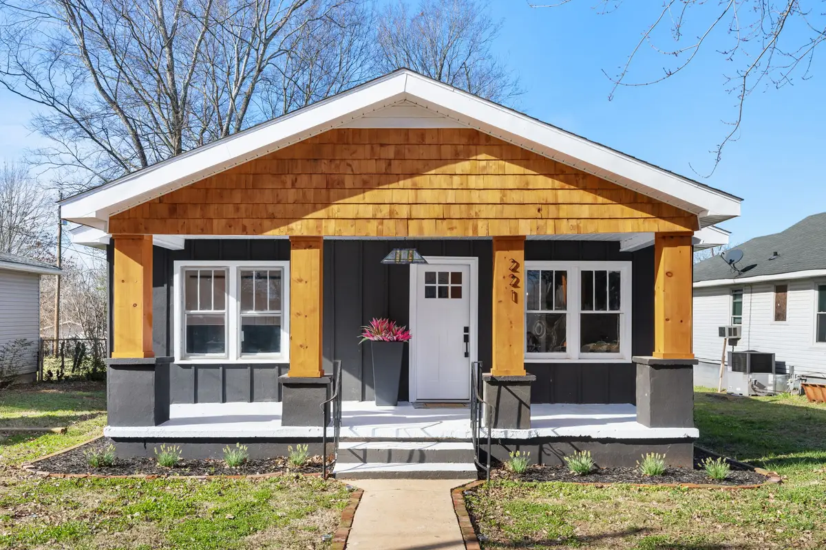 221 N Fulton St, Florence, AL 35630 - Image #1