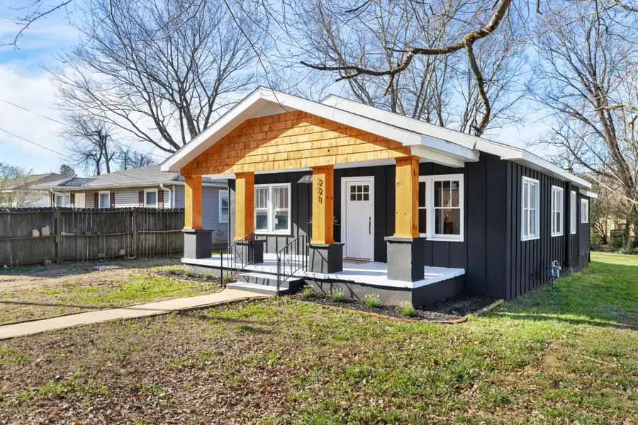 221 N Fulton St, Florence, AL 35630 - Image #3