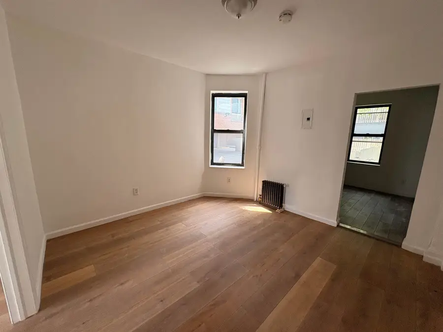 25 Rock St , 2, Jersey City, NJ 07306 - #2