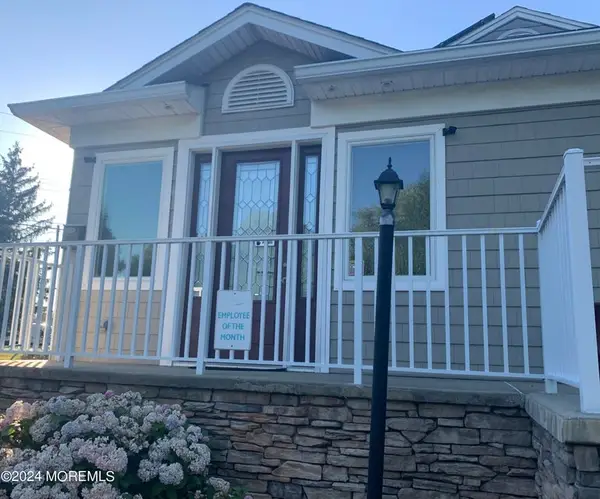 539 Newman Springs Road #A #A, Lincroft, NJ 07738