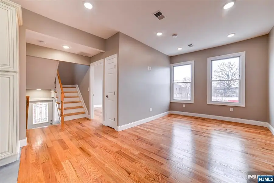 793 Kearny Avenue , 2, Kearny, NJ 07032 - #3