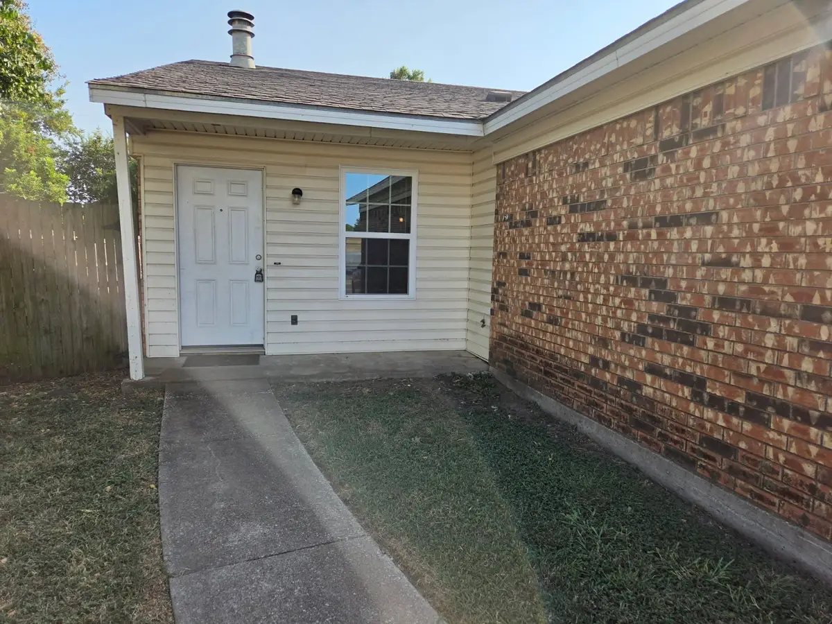7326 NE Loop 820, North Richland Hills, TX 76180 - #1