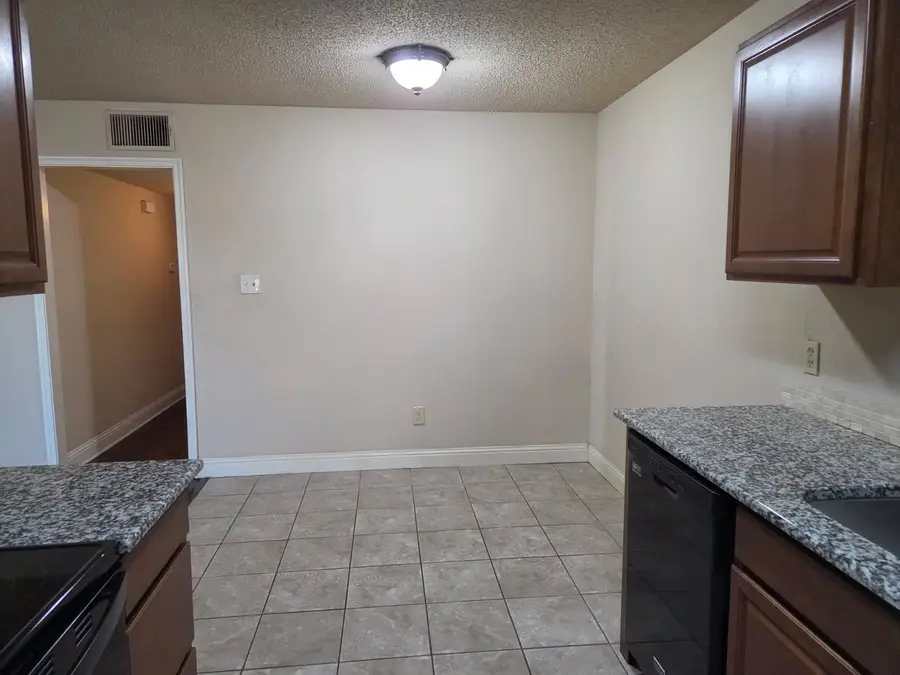 7326 NE Loop 820, North Richland Hills, TX 76180 - #3