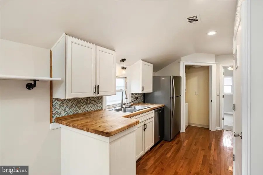 218 Lafayette Street, Bordentown, NJ 08505 - #2