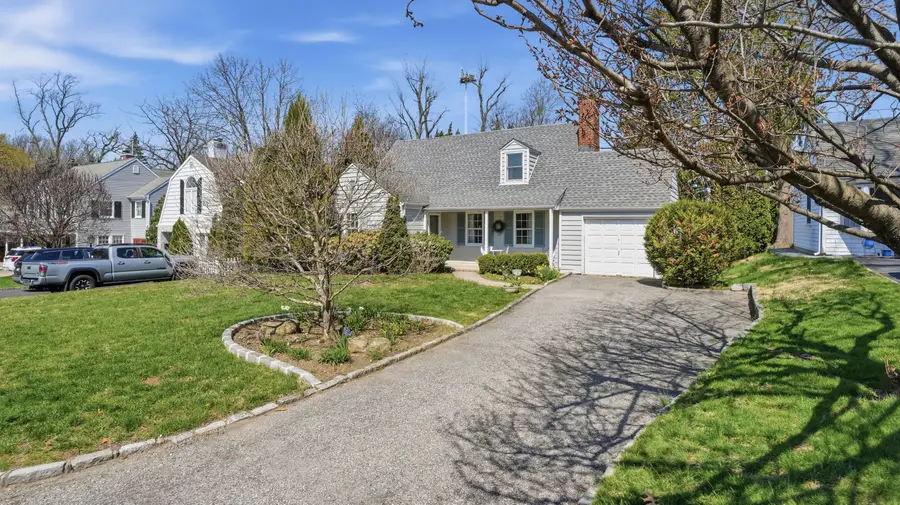 6 Derby Road, Port Washington, NY 11050 - #3