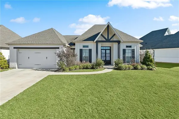 8084 Bedico Trail Lane, Madisonville, LA 70447