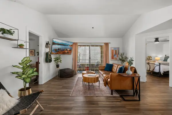 2700 Lawrence Crossley Road #105, Palm Springs, CA 92264