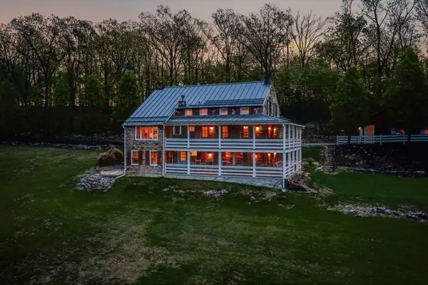 3877 Dry Run Rd, HEDGESVILLE, WV 25427