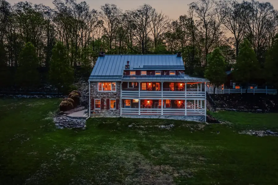 3877 Dry Run Rd, Hedgesville, WV 25427 - #2