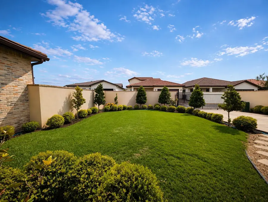 805 Grayson Avenue, McAllen, TX 78504 - #2