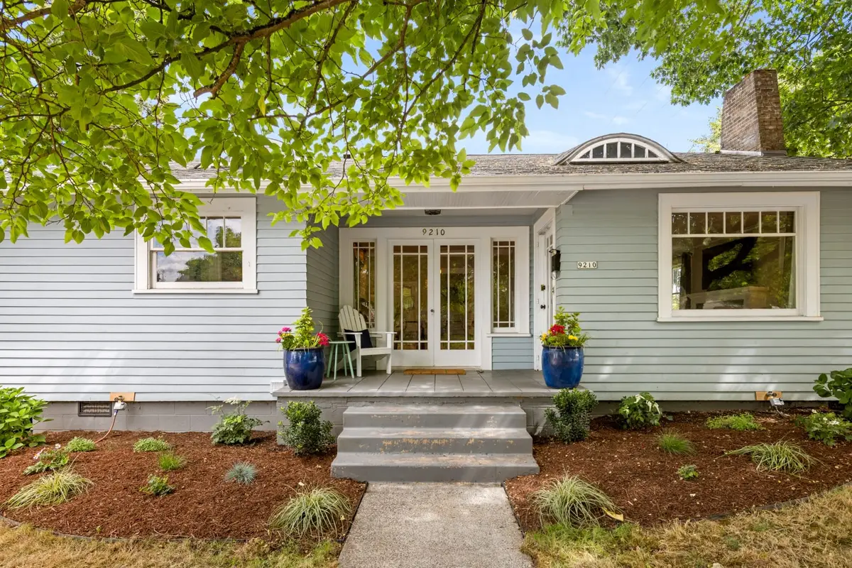 9210 N Allegheny Ave, Portland, OR 97203 - #1