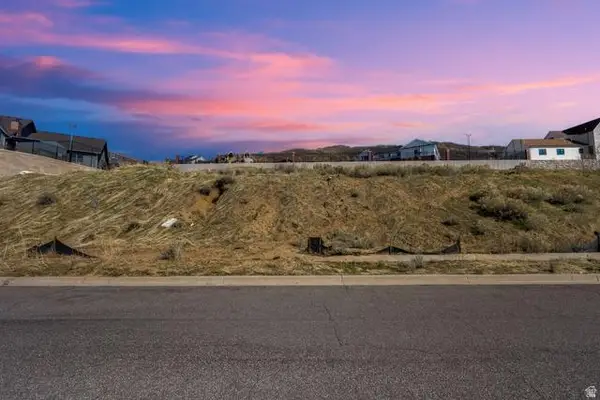 198 N Moss Hill Dr E #118, Bountiful, UT 84010