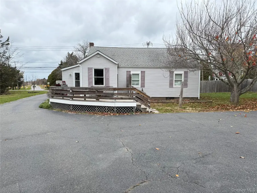 35750 Main Road, Cutchogue, NY 11935 - #2