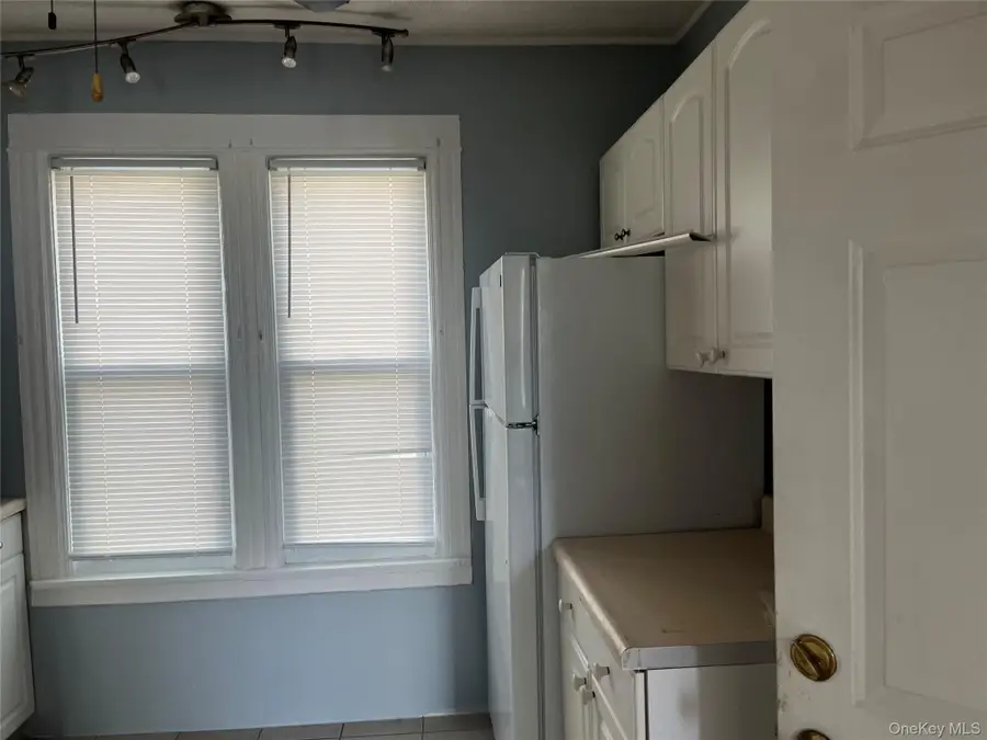 107 Smith Street unit: 2 #2, Poughkeepsie, NY 12601 - #3