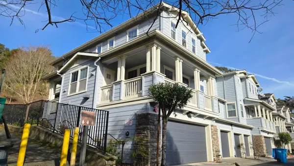 1100 Live Oak Way #1104, Belmont, CA 94002