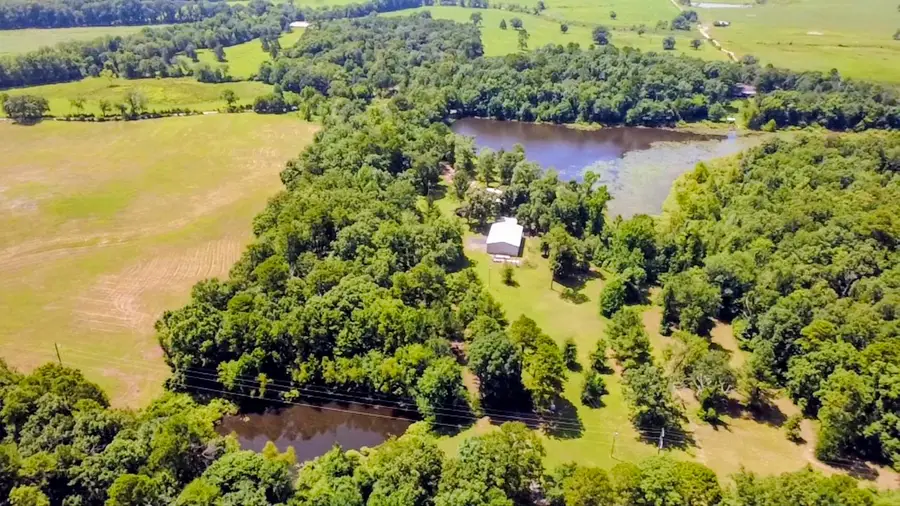 129 Blossom Lane, Mena, AR 71953 - #3