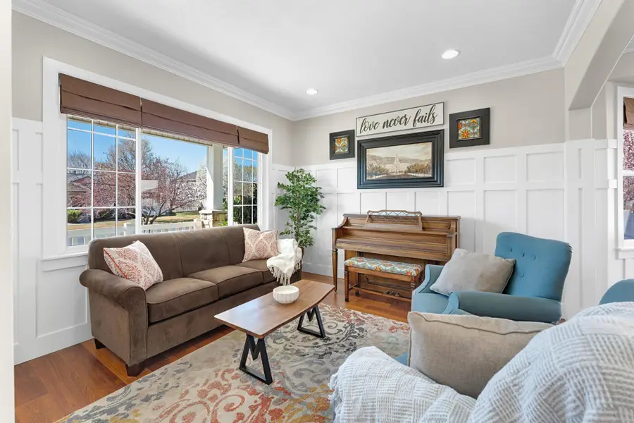 10294 N Carriage Ln, Cedar Hills, UT 84062 - #2