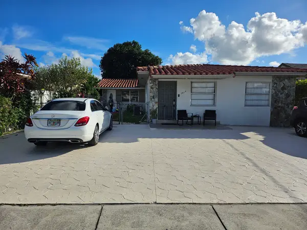 7416 SW 21st St, Miami, FL 33155