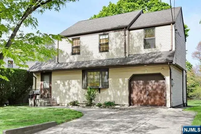 405 Terhune Avenue, Paramus, NJ 07652 - #3