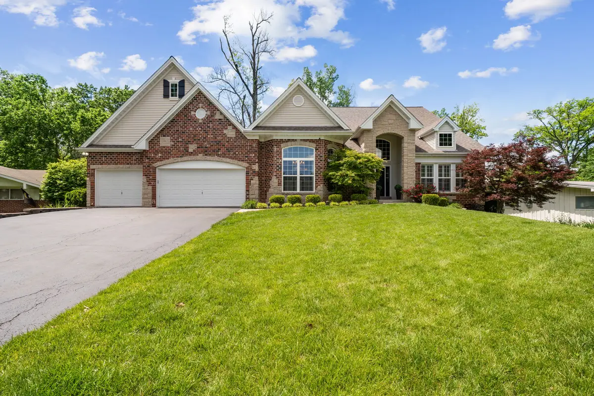 1535 Fawnvalley Drive, Des Peres, MO 63131 - #1