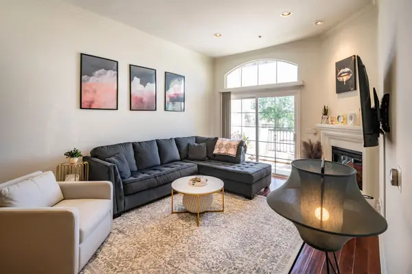 14242 Burbank #307, Sherman Oaks, CA 91401