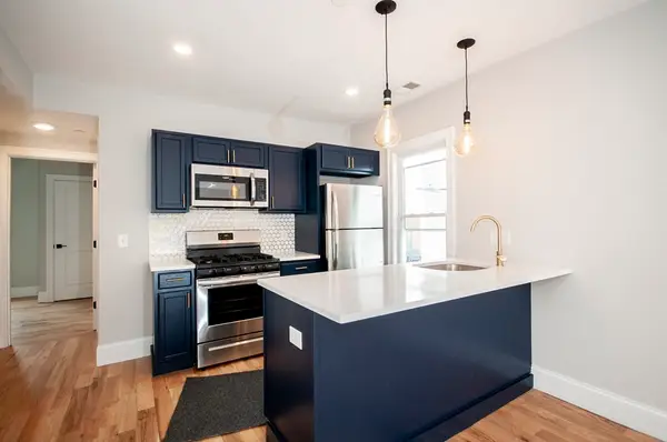 137 Paris Street , #2, Boston, MA 02128