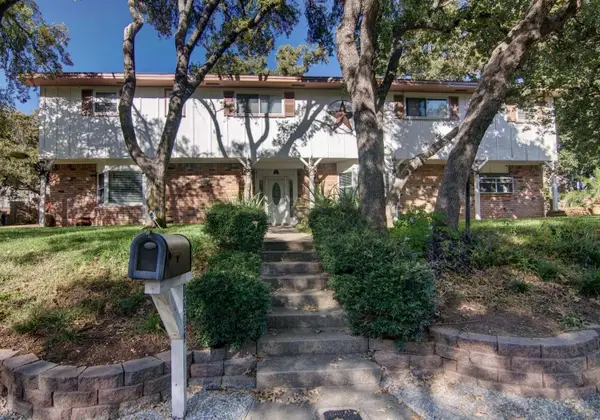 1202 Tanglewood Trail, Euless, TX 76040