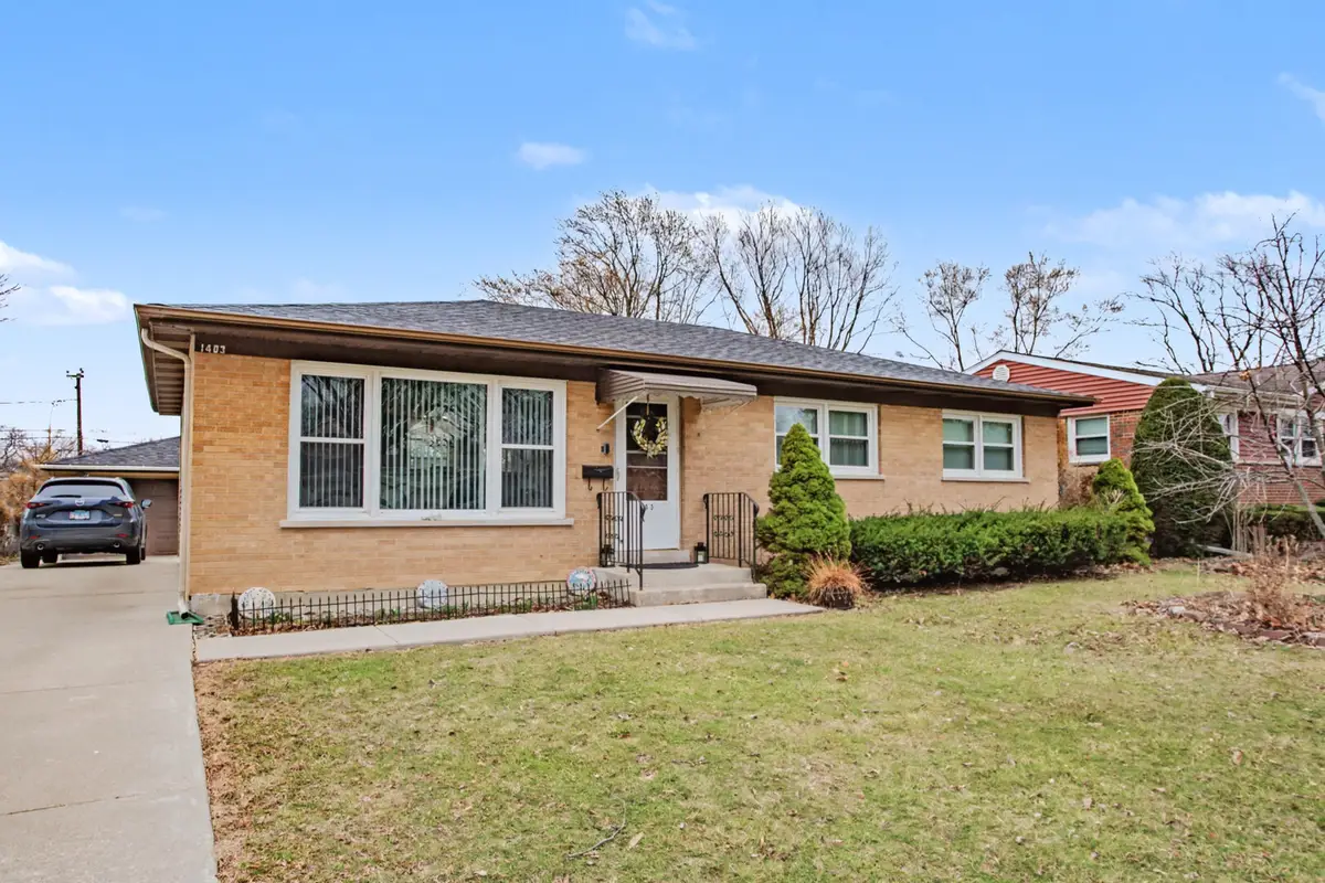 1403 S Robert Drive, Mount Prospect, IL 60056 - #1
