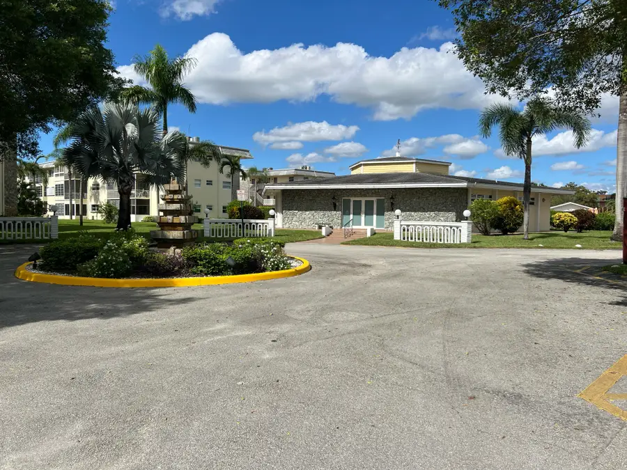 4299 NW 16th St #306, Lauderhill, FL 33313 - Image #2