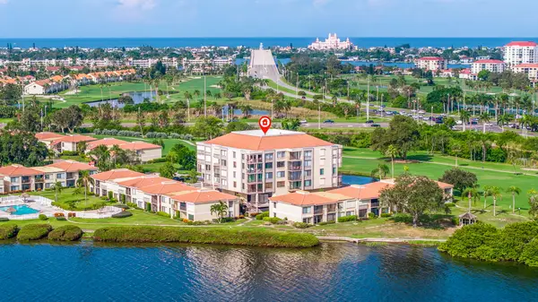 6104 Palma Del Mar Boulevard S #404, ST PETERSBURG, FL 33715