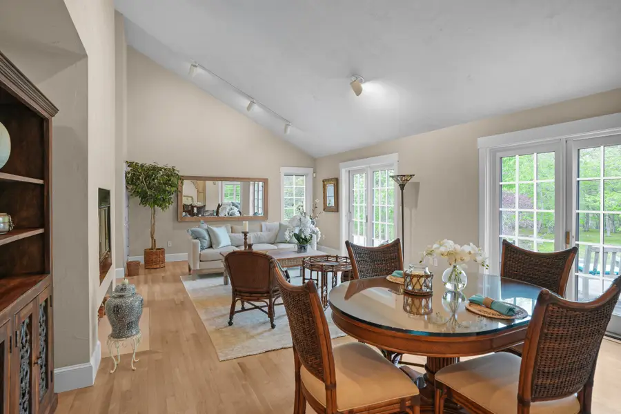 300 North Rd/18 Belhaven Way, Chilmark, MA 02535 - #3
