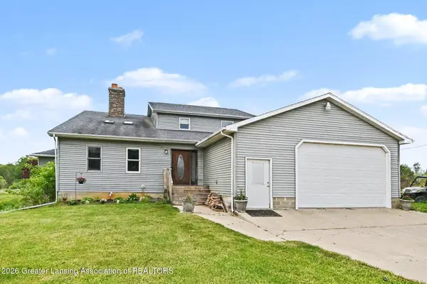 2609 Battle Creek Road, Charlotte, MI 48813