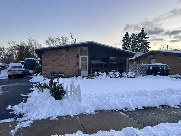 233 Natoma Avenue, Addison, IL 60101