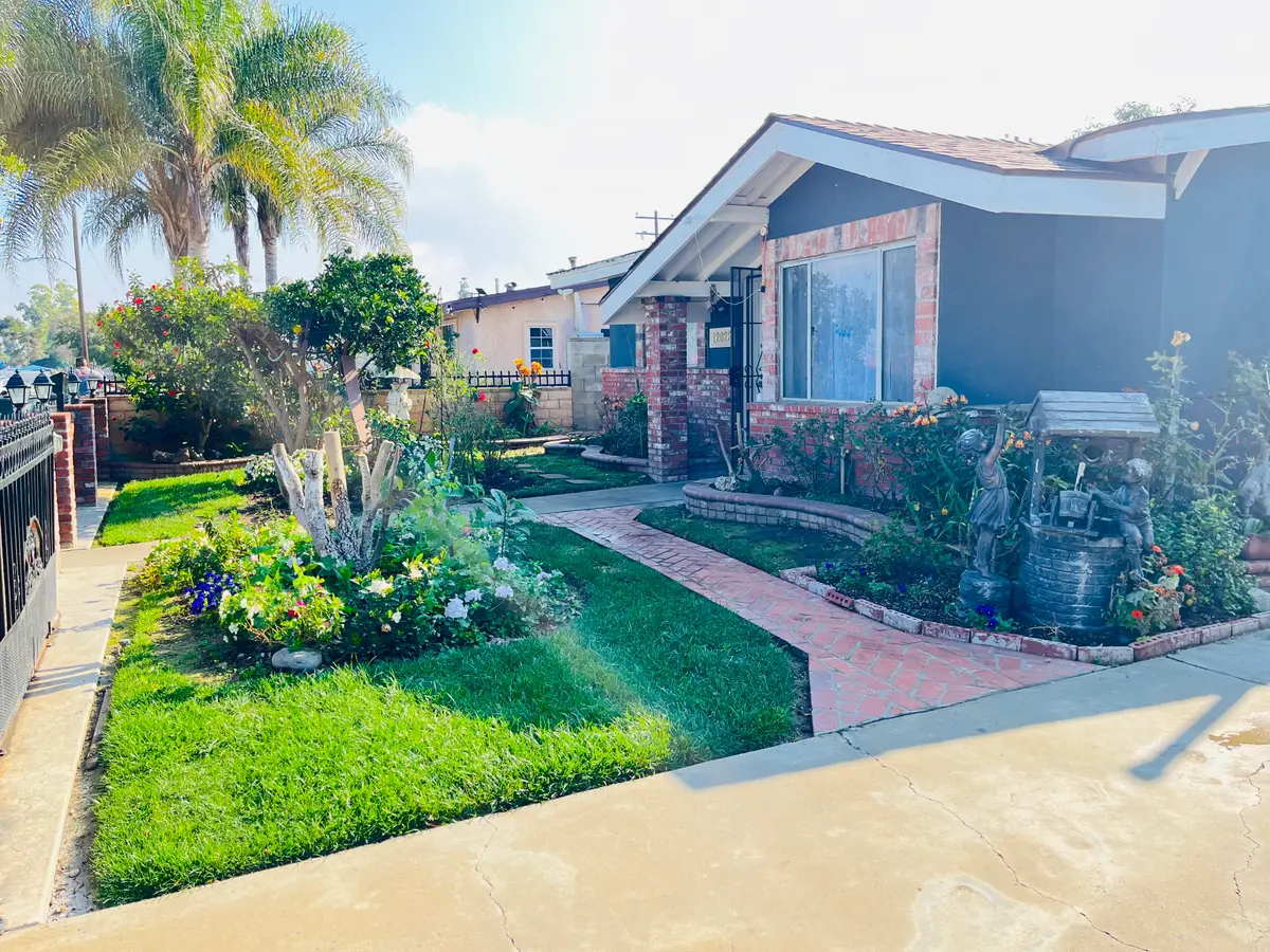 12022 207th, Lakewood, CA 90715 - Image #1