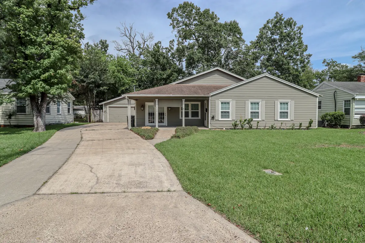 1630 Central Drive, Beaumont, TX 77706 - Image #1