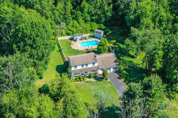70 Lake Pochung Rd, Vernon Twp., NJ 07461