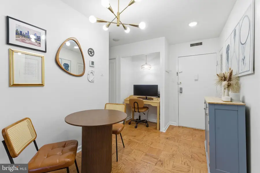 2030 N Adams St #911, Arlington, VA 22201 - #3