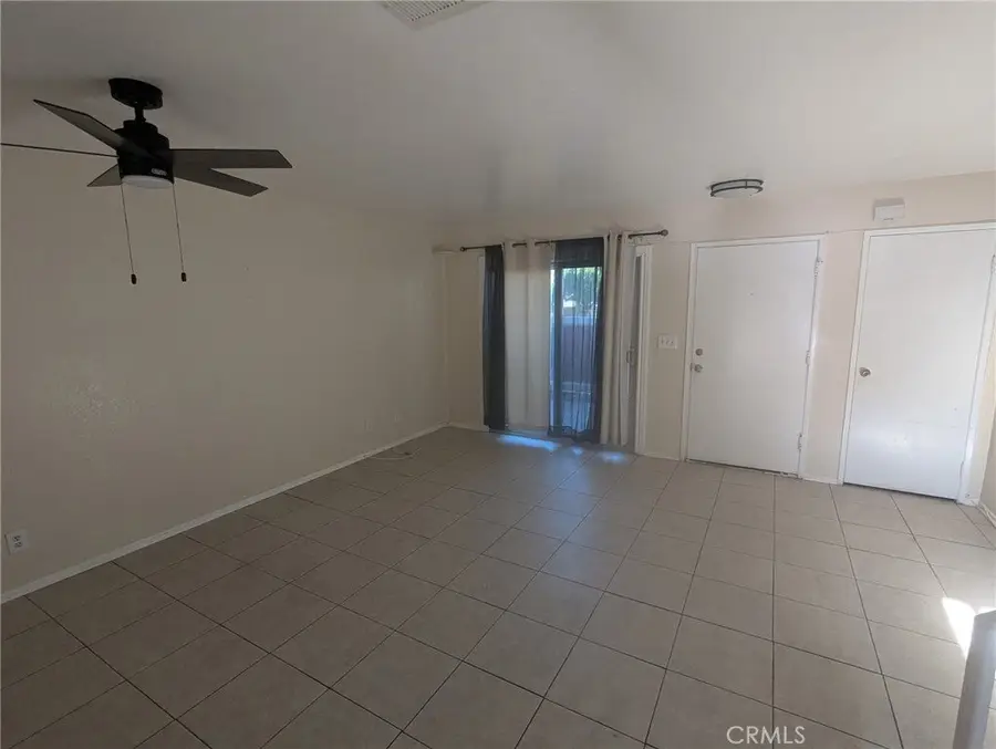 1460 Kendall #26, San Bernardino, CA 92407 - #3