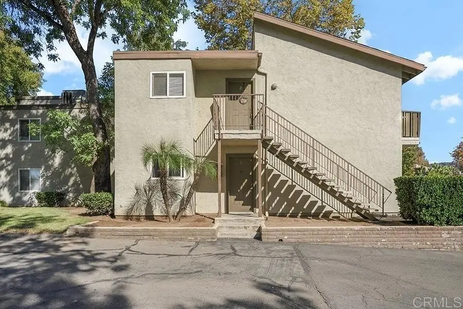 2536 White Oak Place #1, Escondido, CA 92027 - Image #1