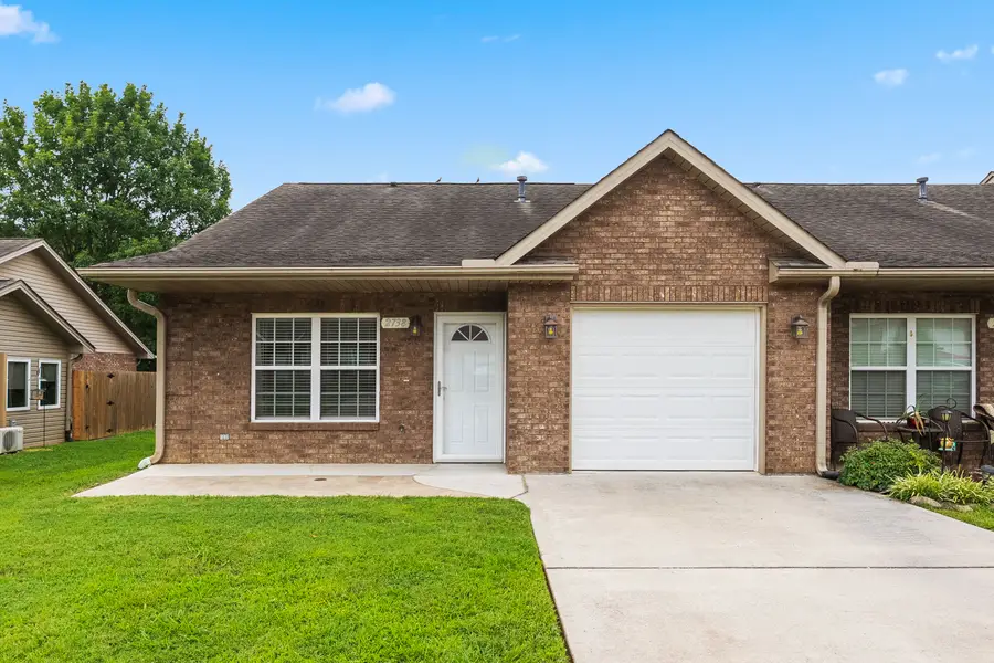 2738 Waters Place Drive, Maryville, TN 37803 - #2