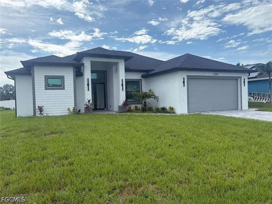 2200 NE 15th Avenue, Cape Coral, FL 33909 - #3
