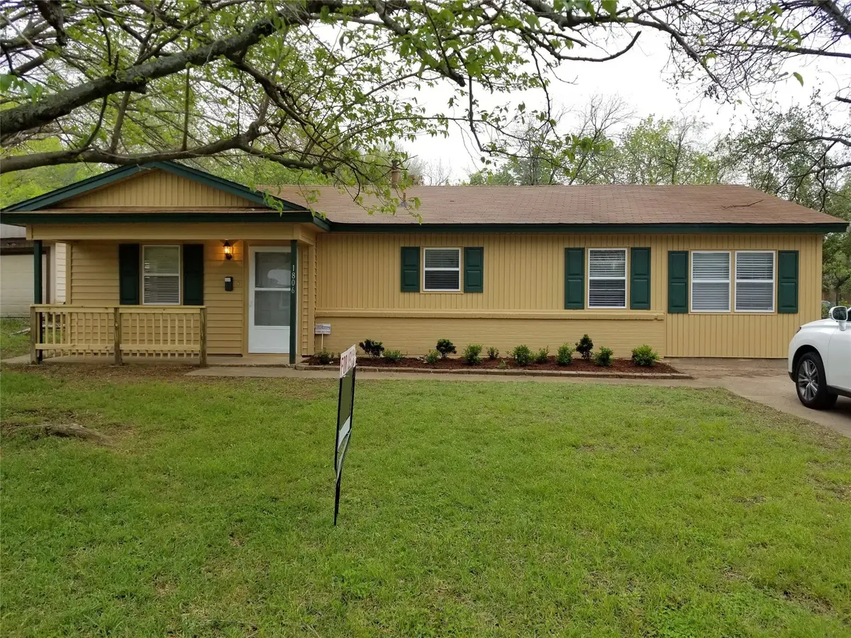 1806 Friar Tuck Drive, Arlington, TX 76013 - Image #1