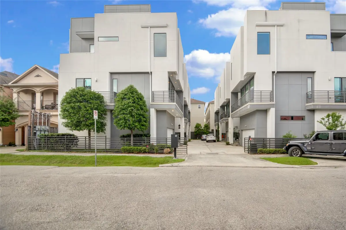 5634 Petty Street unit: B, Houston, TX 77007 - #1
