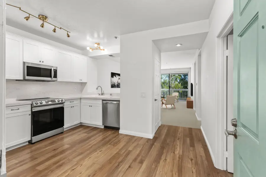 20331 Bluffside Circle #A216, Huntington Beach, CA 92646 - Image #3