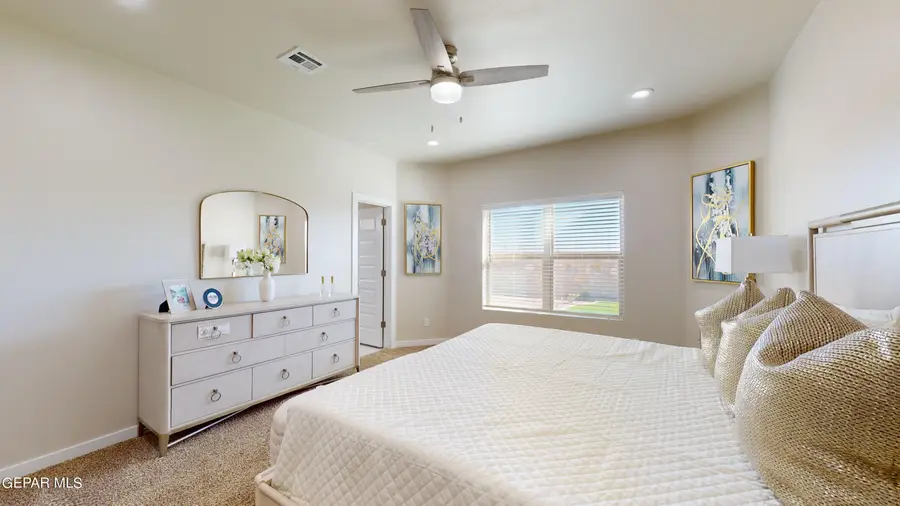 912 Aircoupe Way, Horizon City, TX 79928 - #3