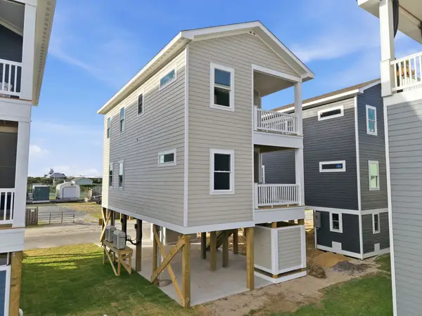 41122 Big Kinnakeet Drive, Avon, NC 27915
