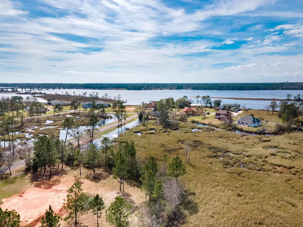 4446 Casa Grande Dr, Milton, FL 32583 - Image #1