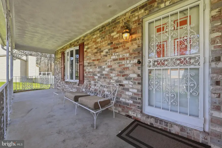 817 Falcon Drive, Upper Marlboro, MD 20774 - #3